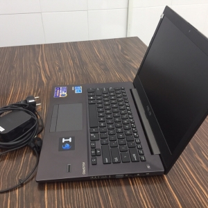 LAPTOP ASUS PU 401 LAC